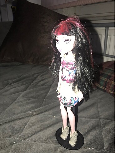  Beden Monster High Boo York Draculara