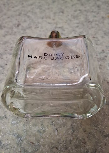 Marc Jacobs Daisy Kadın Parfümü - Görsel 3