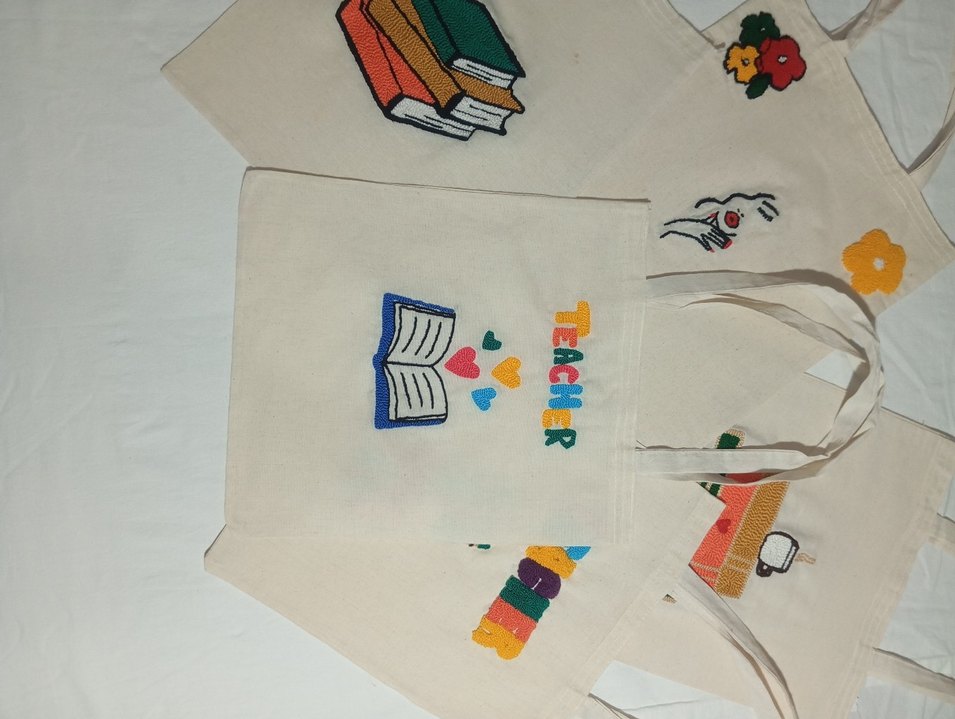 Çok Renkli Baskılı Kadın Bez Çanta - Görsel 3