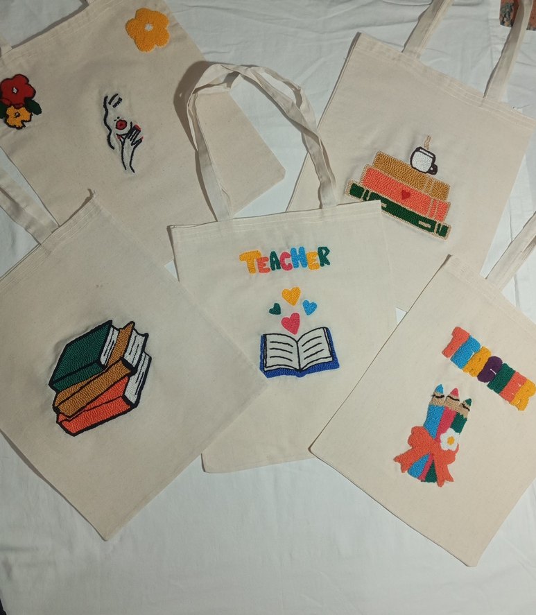 Çok Renkli Baskılı Kadın Bez Çanta - Görsel 4