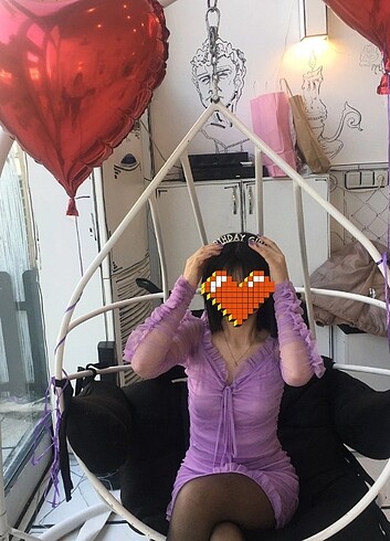 Lila drapeli tül elbise