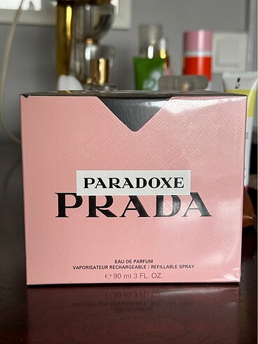 Prada Paradoxe