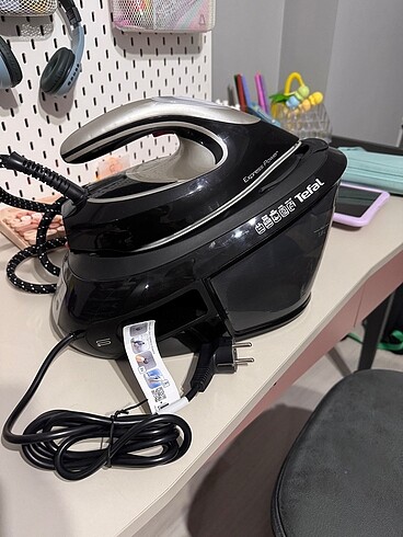 Tefal Sv8062 Express Power Buhar Kazanlı Ütü