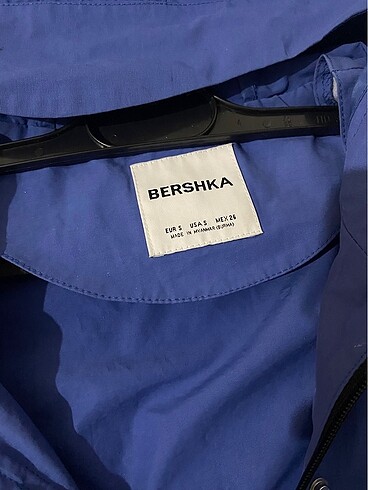 s Beden lacivert Renk Bershka yağmurluk