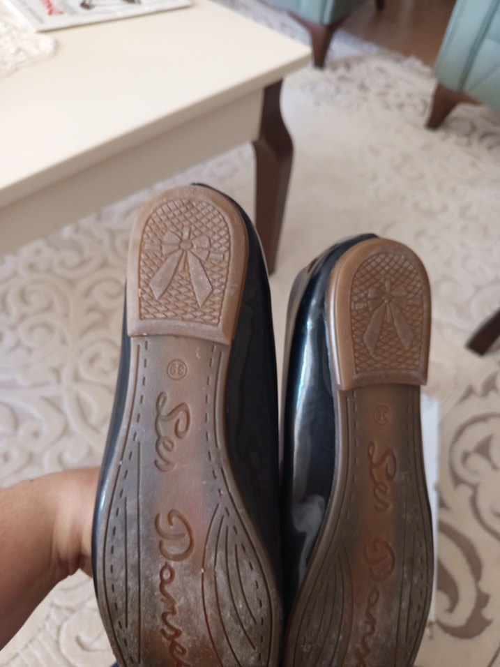 Klasik Parlak siyah Kadın Topuklu Babet - Görsel 2