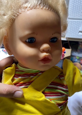 Sarı renkli bebek oyuncak
