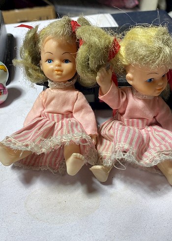 Beden Pembe Elbiseli İki Vintage Bebek