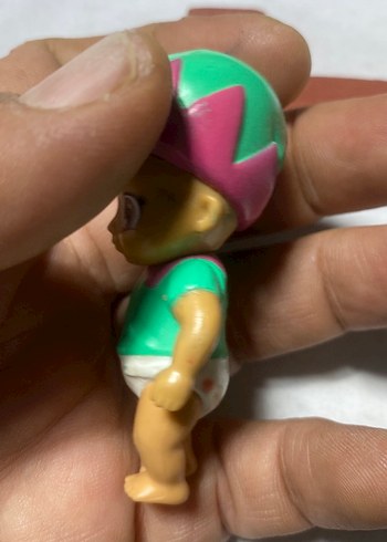 Diğer Pastel renkli pembe şapkalı bebek oyuncak