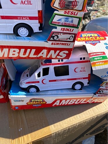 Ambulans oyuncak