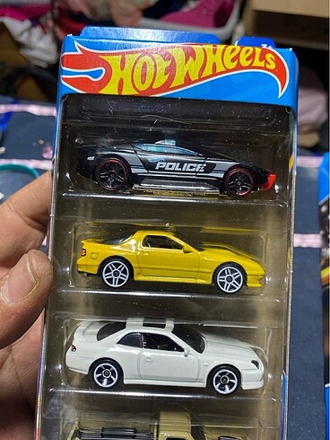  Hot wheels 5 set
