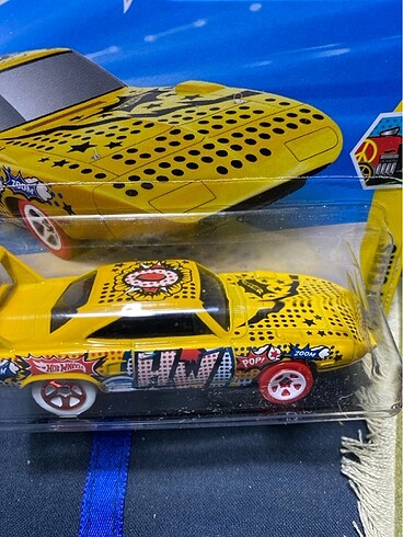 HOT WHEELS PLAYMOUTH