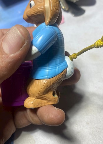 Beden Mor Çöp Kutulu Tavşan Figürü