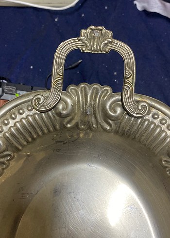 Altın Renk Parlak Dekoratif Tepsi - Görsel 2