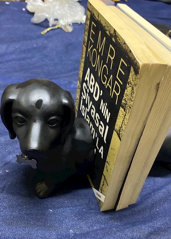 Siyah Dachshund Köpek Figür Kitap Desteği - Görsel 2