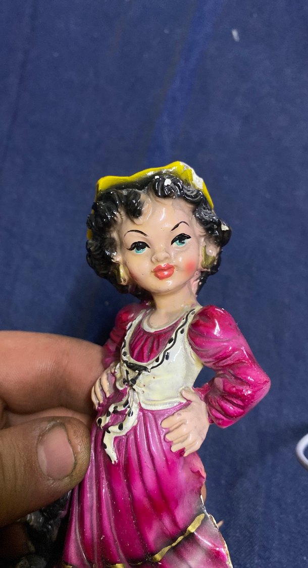 Küçük Kız ve Köpek Biblo - Görsel 3