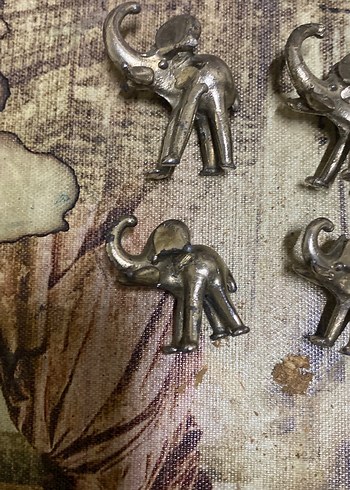 Gri Fil Figürlü K - Görsel 4