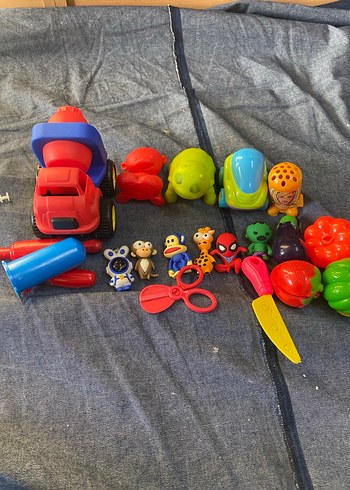 Renkli Çeşitli Oyuncak Seti - Görsel 4