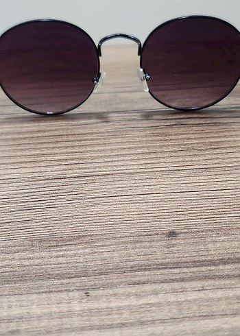 Kadın Günes Gözlüğü - Görsel 4