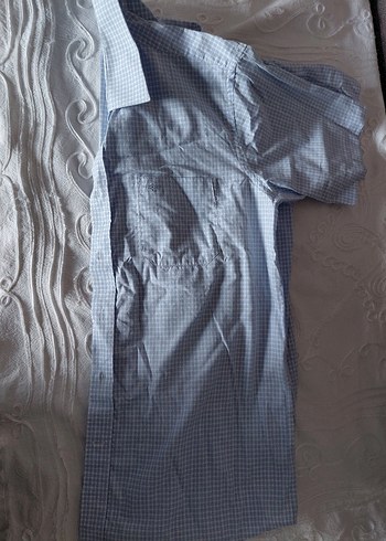 Düğmeli, Kısa Kollu Erkek Gömlek - Görsel 3