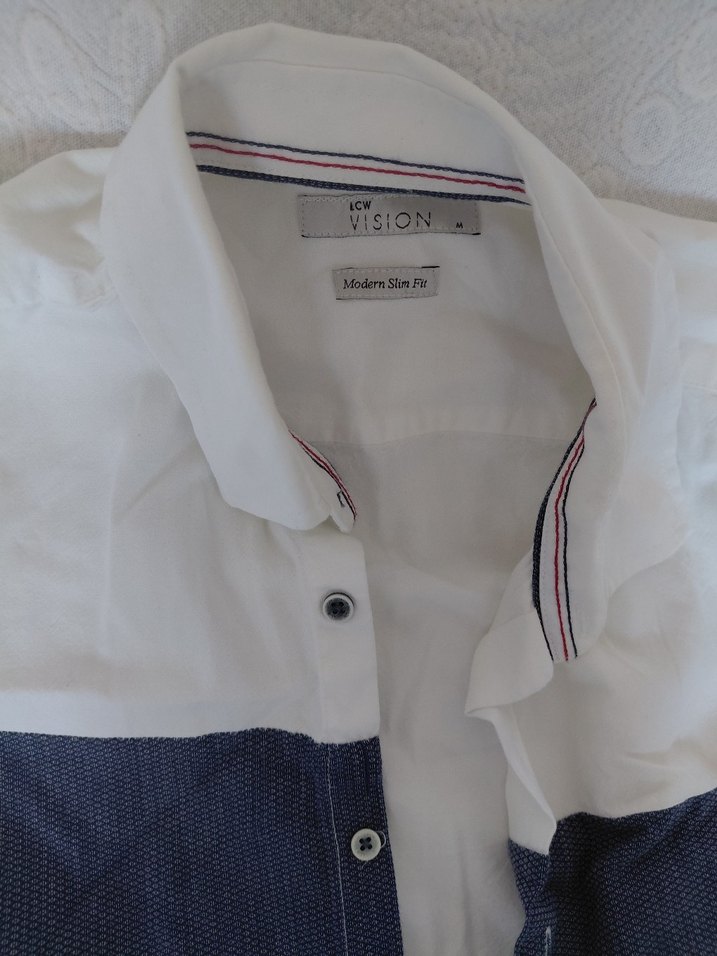 Düğmeli Beyaz Keten Hamile Gömleği - Görsel 3