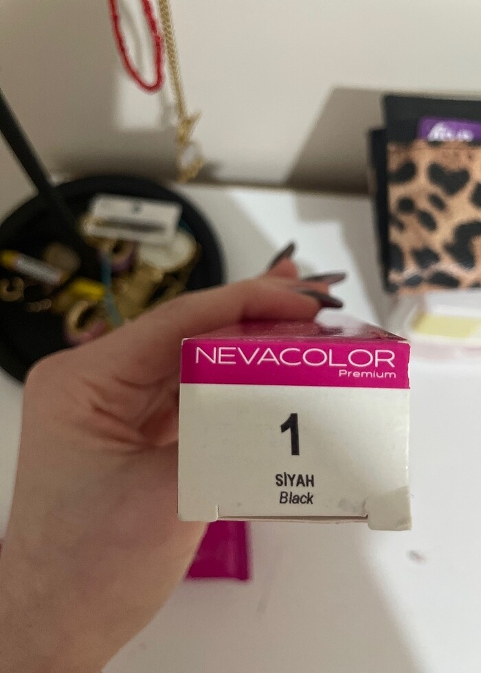Nevacolor Siyah Saç Boyası - Görsel 2