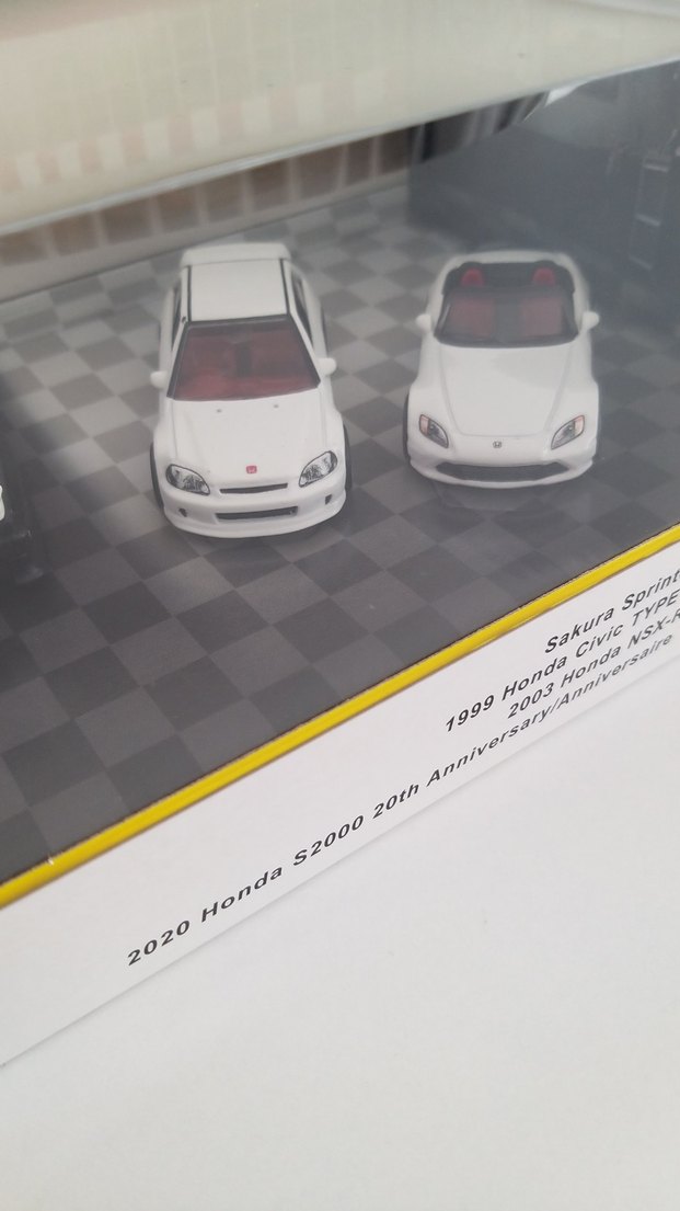 Beyaz Honda Oyuncak Araba Seti - Görsel 3