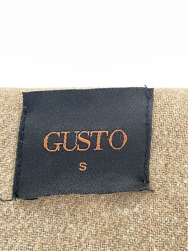 s Beden çeşitli Renk Gusto Yelek %70 İndirimli.