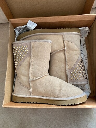 Ugg Bot Ugg