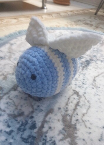 Amigurumi mavi arı