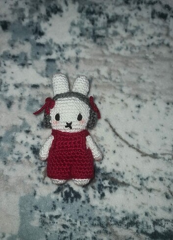 Minnoş kulaklıklı tavşan amigurumi ????