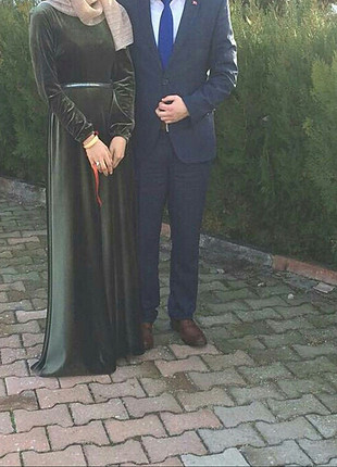 Kemerli uzun elbise