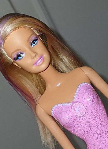 Beden Barbie Sihirli Deniz Kızı 2011 Sarışın