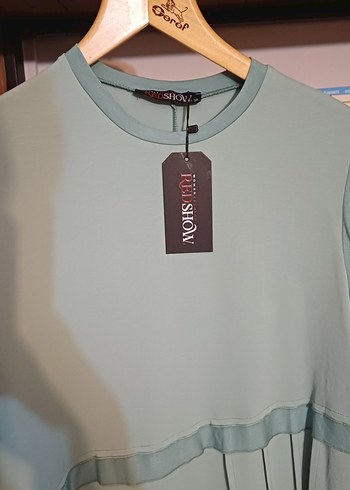 Uzun Kollu Turkuaz Şerit Detaylı Tunik - Görsel 2