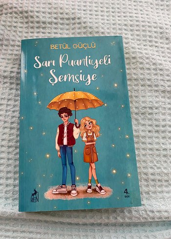 Sar Puantiyeli Şemsiye - Betül Güçlü