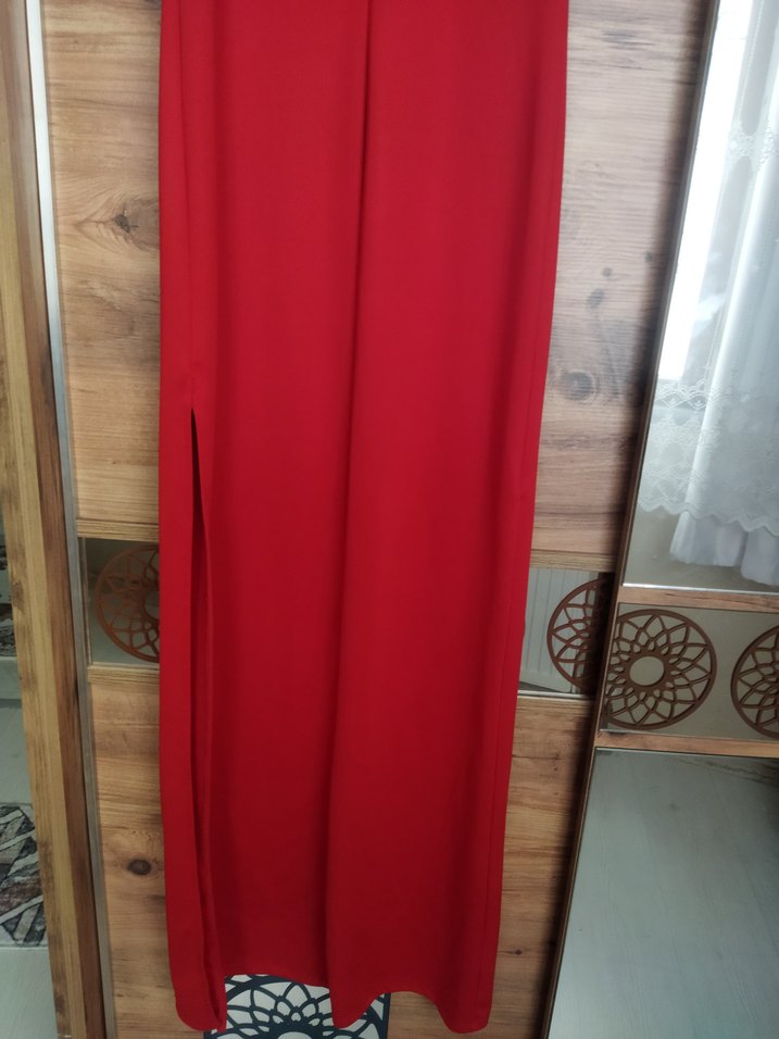 Kırmızı Drapeli Uzun Abiye Elbise - Görsel 3