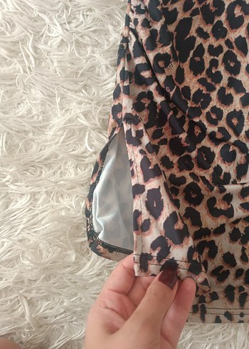 m Beden Leopar Desenli Kadın Straplez Midi crop