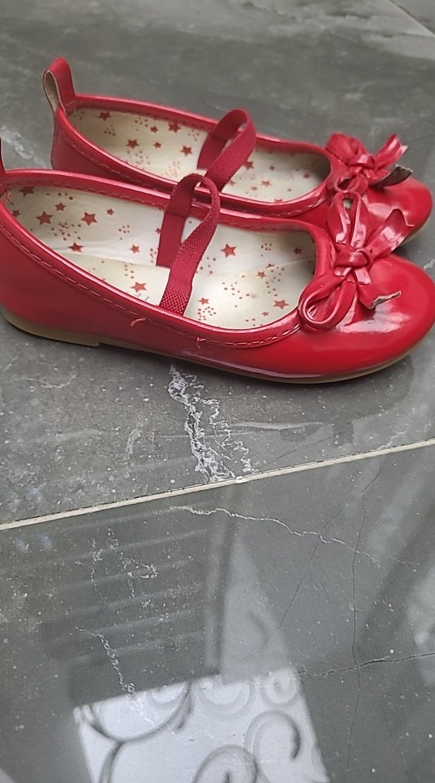 Kız Çocuk Parlak Kırmızı Babet Ayakkabı - Görsel 4