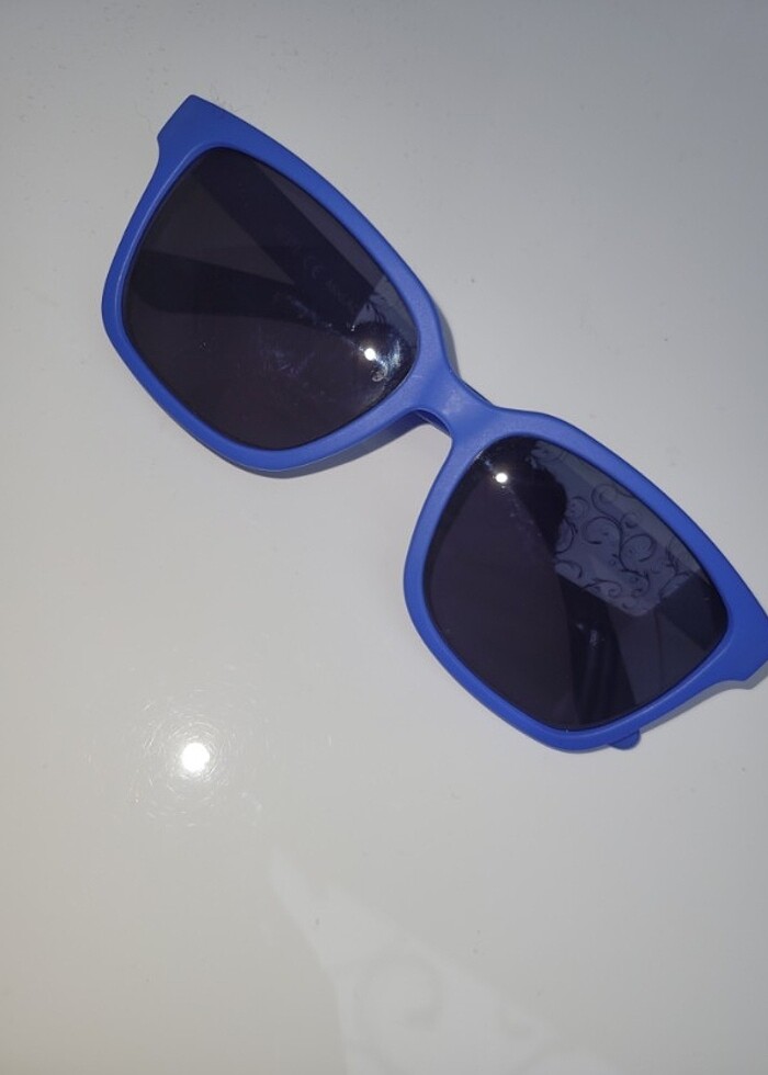 Erkek cocuk polarize güneş gözlüğü - Görsel 2