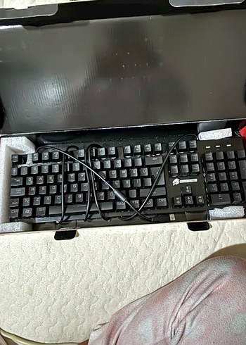 Oyuncu Klavyesi yarı mekanik - Görsel 2