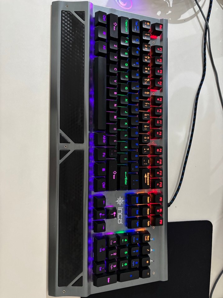 Inca Çok Renkli Işıklı Mekanik Klavye - Görsel 4