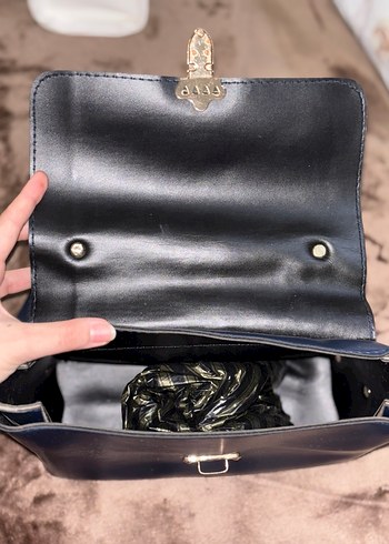 Klasik Siyah Deri Kadın Çanta - Görsel 5