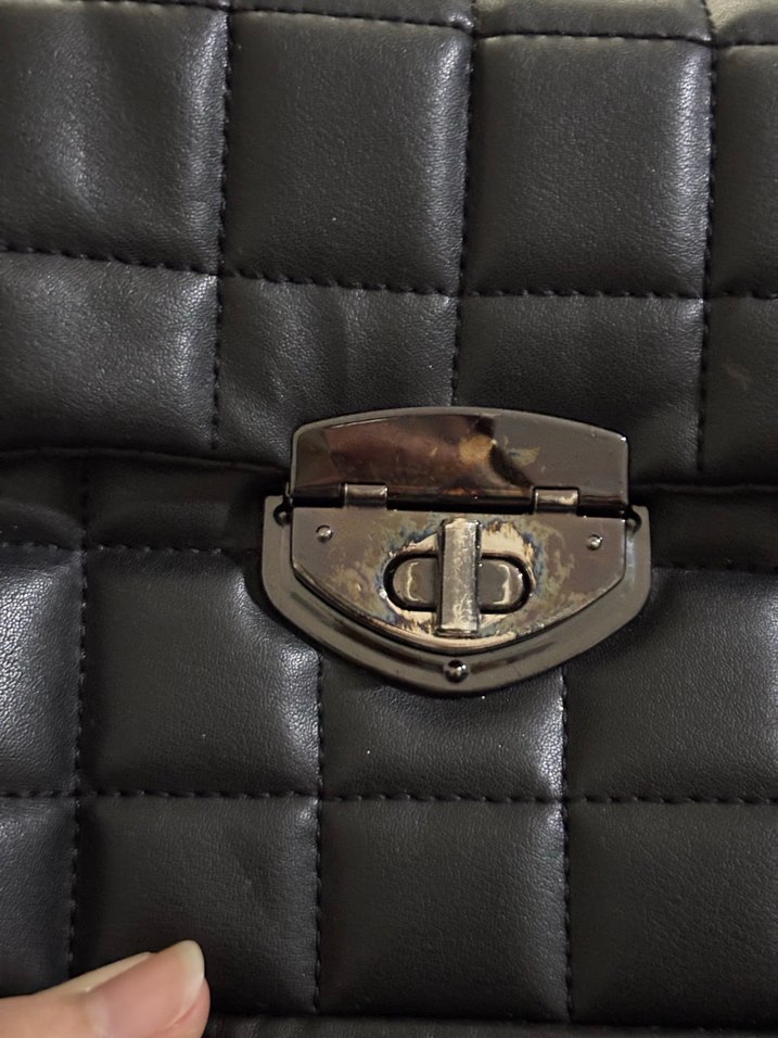 Gri Deri Kadın Çanta Tokalı - Görsel 4