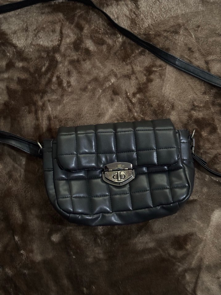 Gri Deri Kadın Çanta Tokalı - Görsel 2