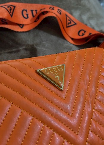Turuncu Deri Guess Kadın Bel Çantası - Görsel 2