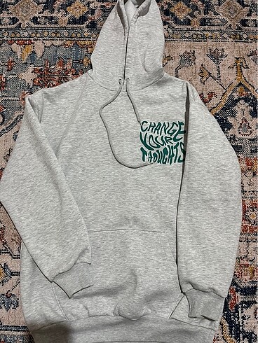 Kapşonlu sweatshirt