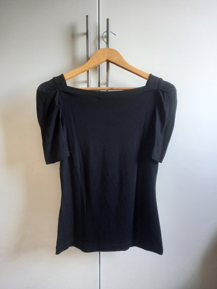 Siyah Kısa Kollu Kare Yaka Bluz - Görsel 2