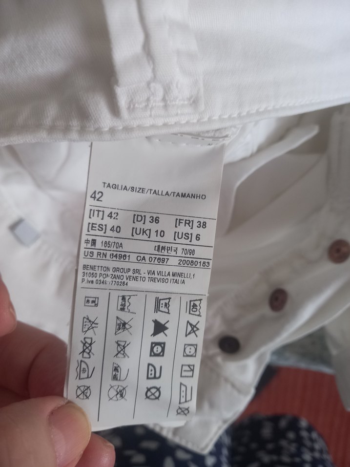 Benetton düğmeli Beyaz Mini Pamuk Şort - Görsel 4