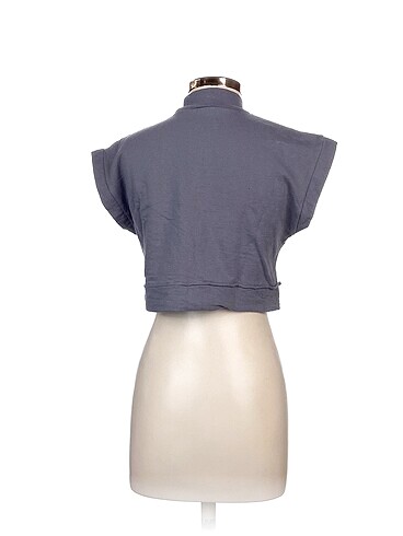 s Beden Trendyol & Milla T-shirt %70 İndirimli.