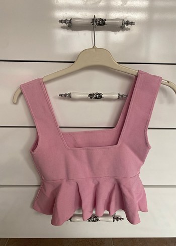 Pembe Fırfırlı Kadın crop - Görsel 3