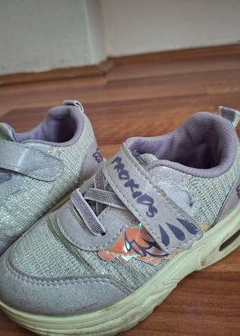 Kız Çocuk Gri Yılan Desenli Spor Ayakkabı - Görsel 2